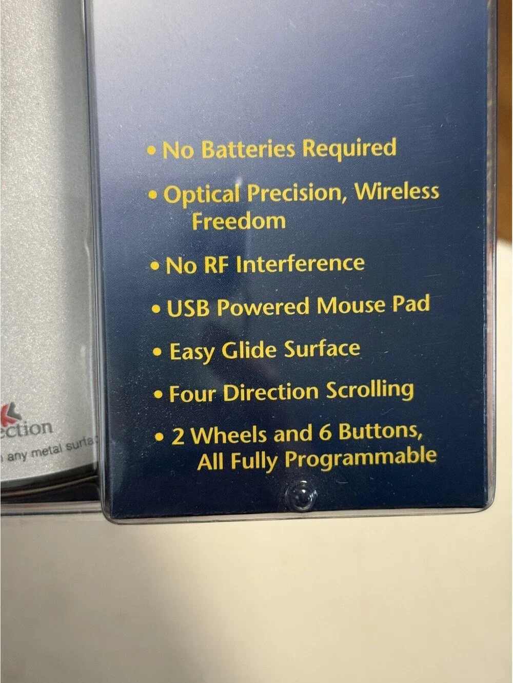 Key Connection Battery-Free Eco-Friendly Wireless Optical Silver Mouse & Pad